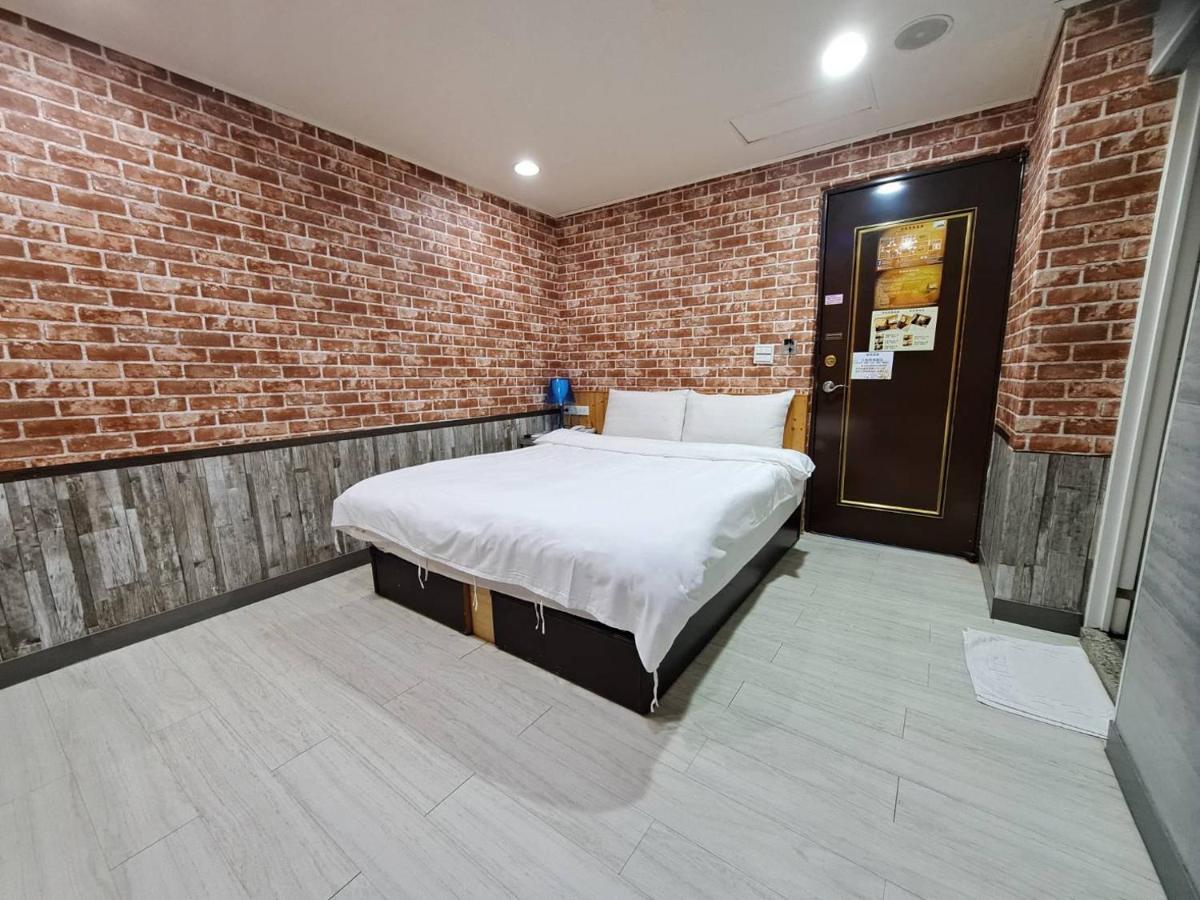 Bin Chen Business Hotel Hsinchu stad Exteriör bild