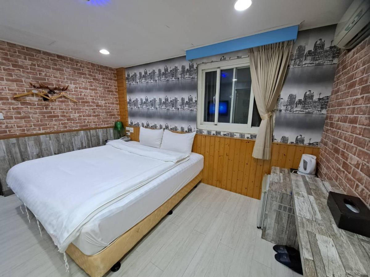 Bin Chen Business Hotel Hsinchu stad Exteriör bild